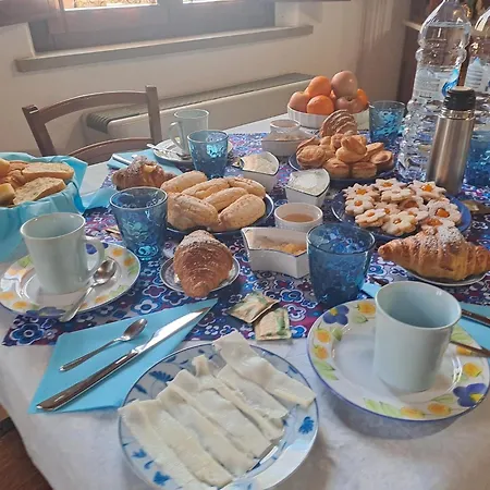 S'omu Antiga Nocleg ze śniadaniem Nureci