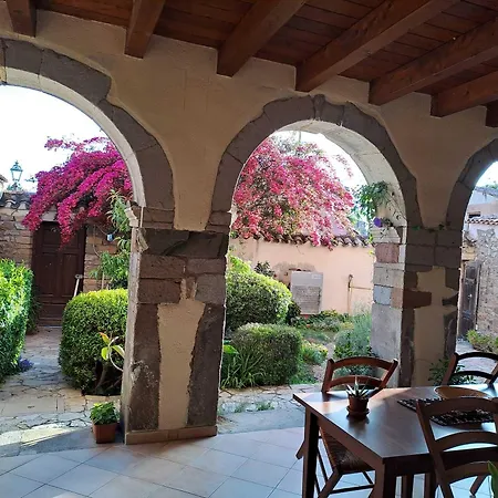 Bed & Breakfast S'omu Antiga 3*