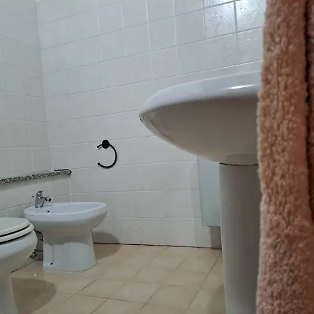 Bed & Breakfast S'omu Antiga 3*
