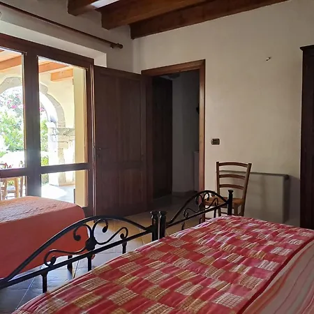 S'omu Antiga Bed & Breakfast *
